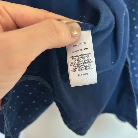 Express Men’s Blue Patterned Button Up - Medium. - Picture 7 of 10